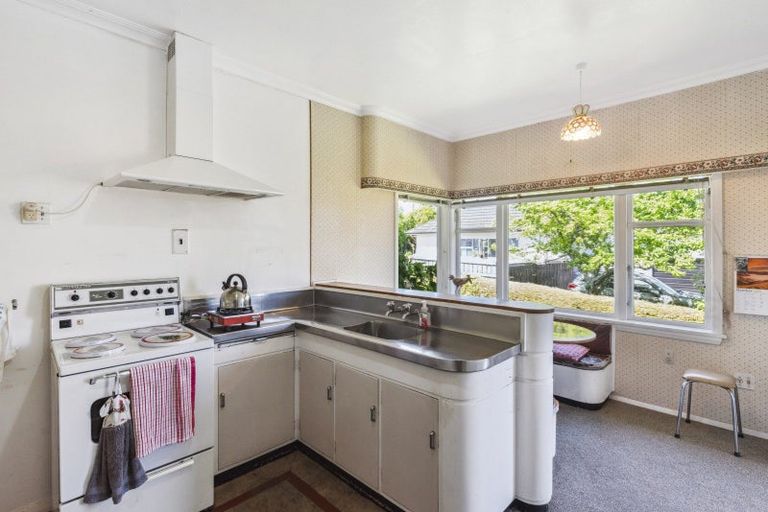 Photo of property in 34 Stanley Street, Levin, 5510
