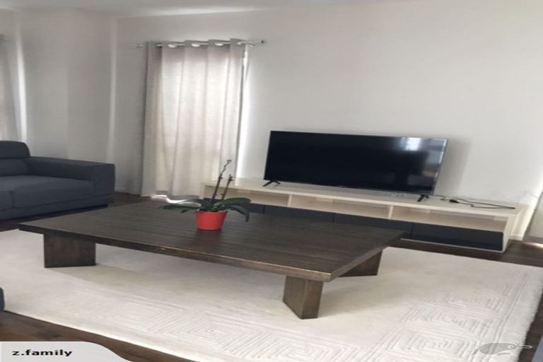 Photo of property in 15 Frisken Road, Flat Bush, Auckland, 2019