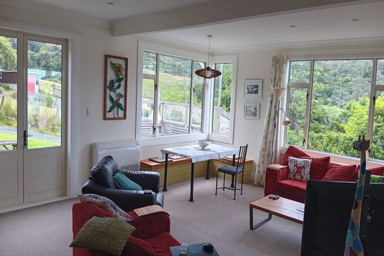Photo of property in 106 Aramoana Road, Deborah Bay, Port Chalmers, 9082