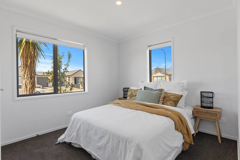 Photo of property in 52 Crown Street, Papamoa, 3118