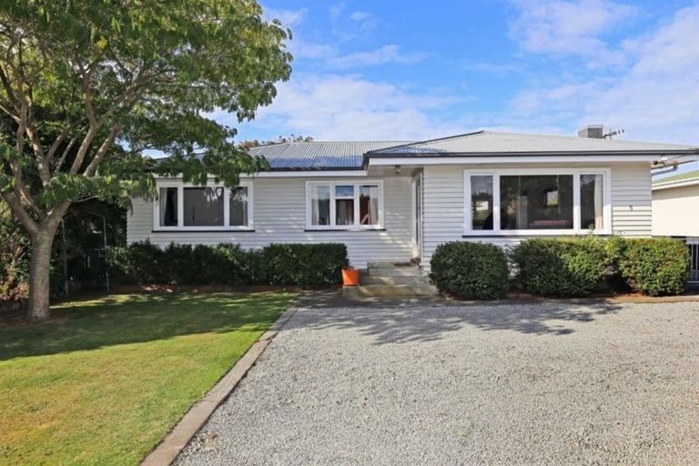 Photo of property in 5 Elizabeth Place, Clive, 4102