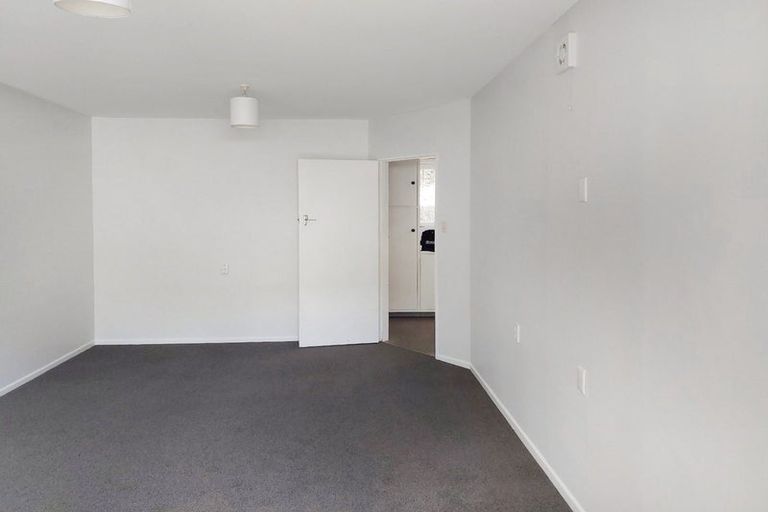 Photo of property in 1/29 Waiapu Road, Kelburn, Wellington, 6012