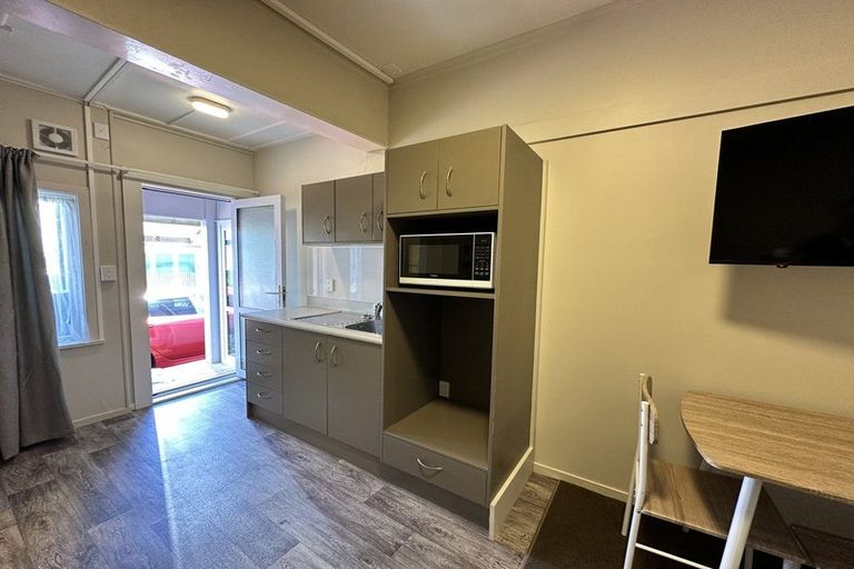 Photo of property in 227 Victoria Avenue, Hokowhitu, Palmerston North, 4410