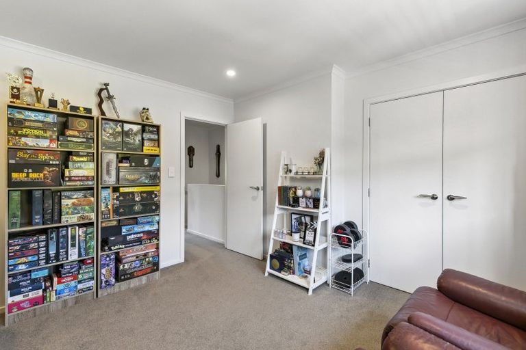 Photo of property in 6/9 Surrey Street, Tawa, Wellington, 5028