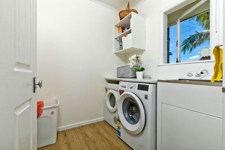 Photo of property in 101 Sturges Road, Henderson, Auckland, 0612