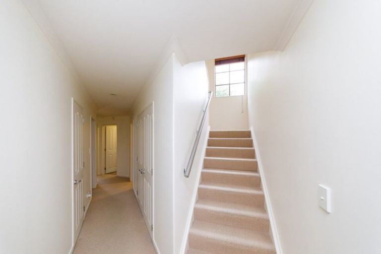 Photo of property in 102 Jickell Street, Hokowhitu, Palmerston North, 4410