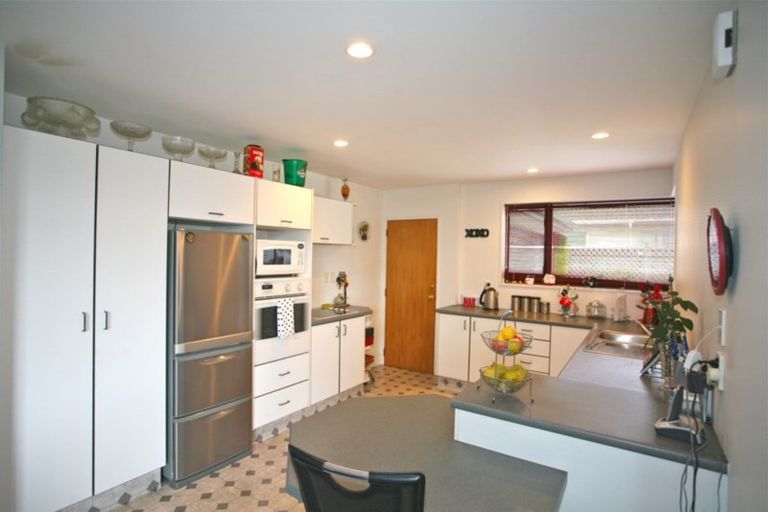 Photo of property in 304a Wairakei Road, Bryndwr, Christchurch, 8053