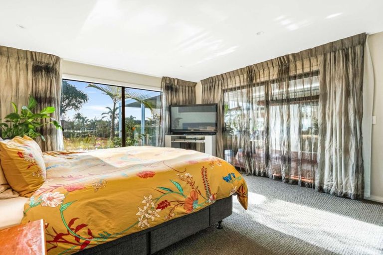 Photo of property in 70 Palm Springs Boulevard, Papamoa Beach, Papamoa, 3118