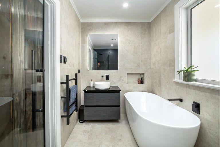 Photo of property in 144 Fitzherbert Street, Featherston, 5710