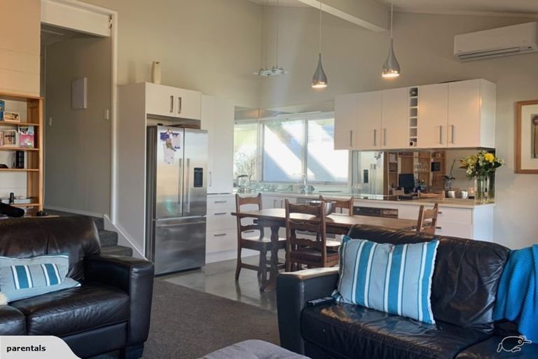 Photo of property in 10/66 Victoria Road, Devonport, Auckland, 0624