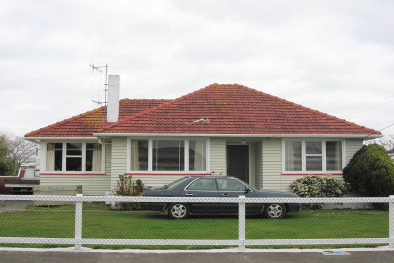 Photo of property in 56 Power Street, Levin, 5510