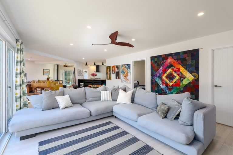 Photo of property in 147 Kina Beach Road, Tasman, Upper Moutere, 7173