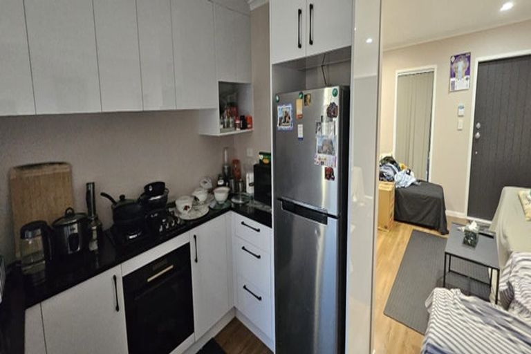 Photo of property in 92c Cargill Street, Papakura, 2110