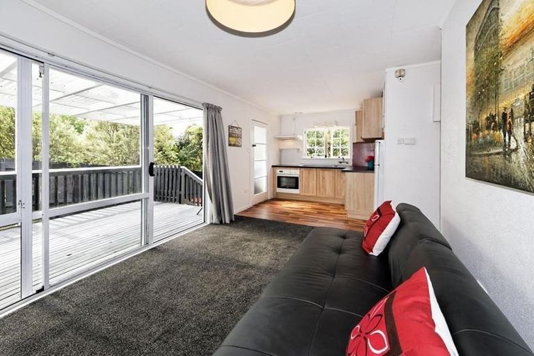 Photo of property in 4/54 View Road, Henderson, Auckland, 0612