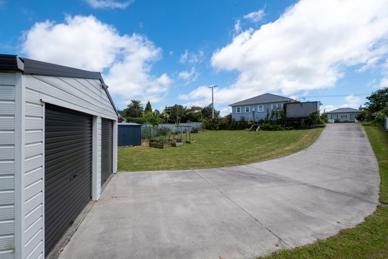 Photo of property in 17 Falstaff Street, Stratford, 4332