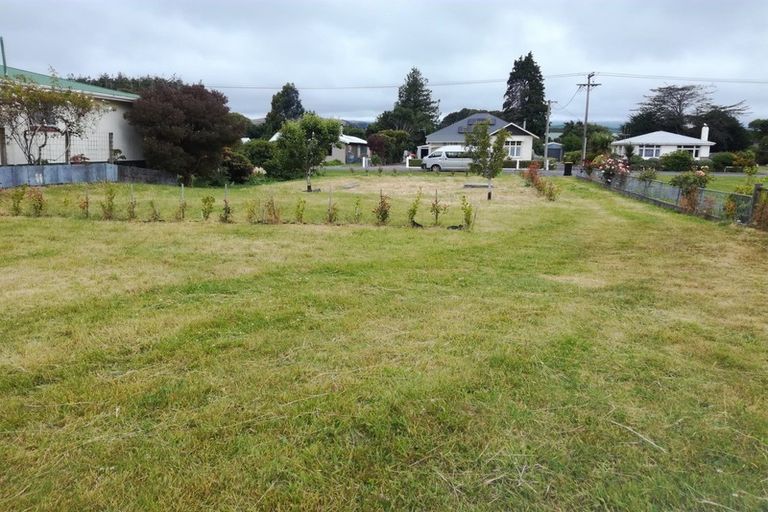 Photo of property in 12 Sneyd Street, Tuatapere, 9620