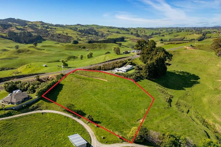 Photo of property in 211 Warner Road, Oropi, 3173