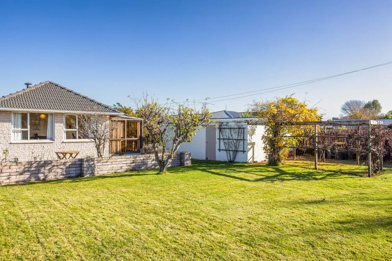 Photo of property in 18 Kaiwara Street, Hoon Hay, Christchurch, 8025