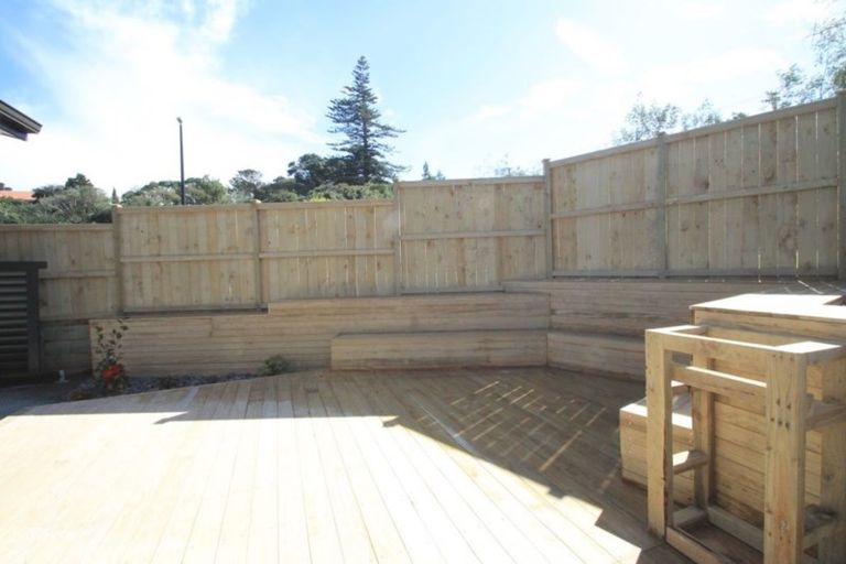 Photo of property in 10 Vazey Way, Hobsonville, Auckland, 0618