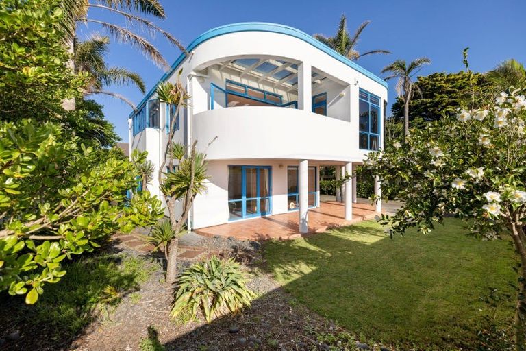 Photo of property in 336 Papamoa Beach Road, Papamoa Beach, Papamoa, 3118