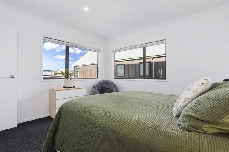 Photo of property in 36 Onekiritea Road, Hobsonville, Auckland, 0616