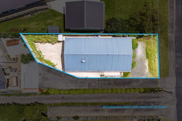 Photo of property in 1/12 Marewa Street, Te Atatu South, Auckland, 0610