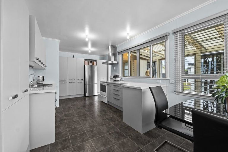 Photo of property in 122 Ngamotu Road, Spotswood, New Plymouth, 4310