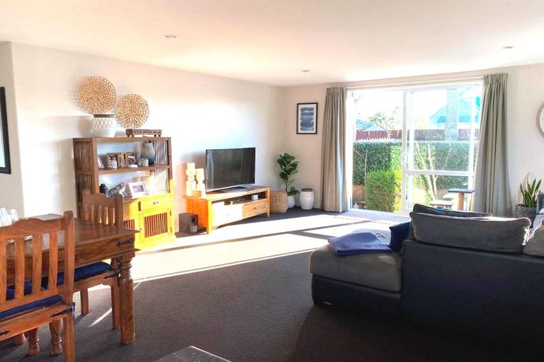 Photo of property in 606 Gloucester Street, Linwood, Christchurch, 8062