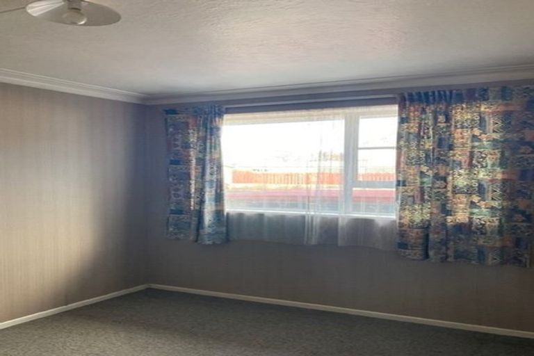 Photo of property in 23 Lauder Crescent, Heidelberg, Invercargill, 9812