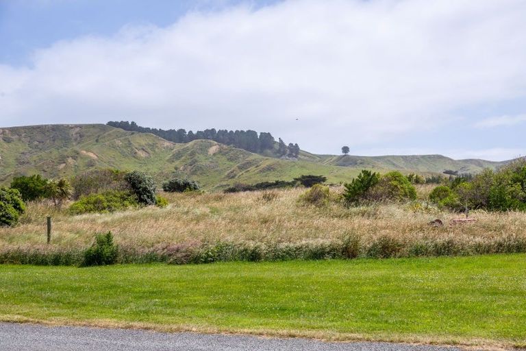 Photo of property in 4 Puk Lane, Flat Point, Masterton, 5883