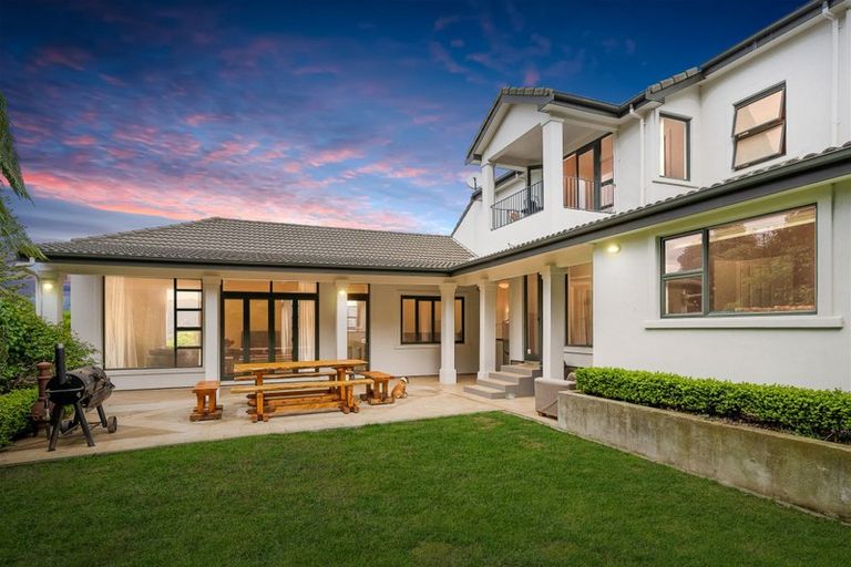 Photo of property in 1 Corrondella Grove, Belmont, Lower Hutt, 5010