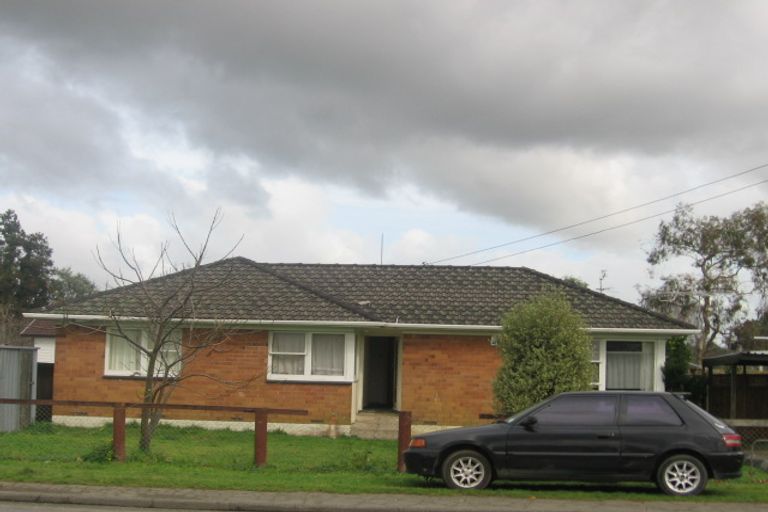 Photo of property in 1/1 Hunua Road, Papakura, 2110