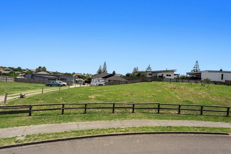 Photo of property in 6 Anchorage Grove, Coastlands, Whakatane, 3120