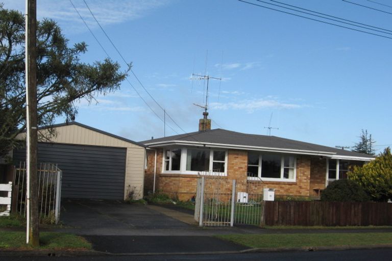 Photo of property in 35 Coleridge Drive, Enderley, Hamilton, 3214