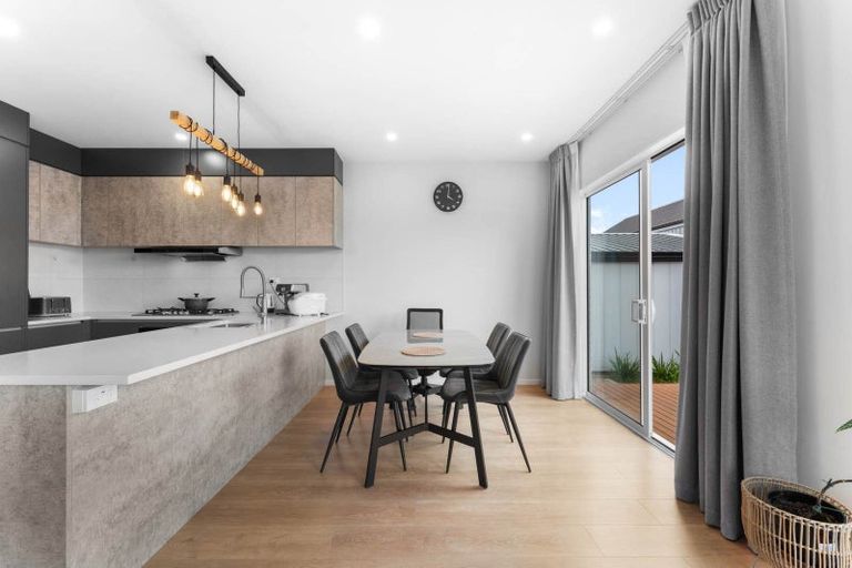 Photo of property in 13 Morus Road, Massey, Auckland, 0614