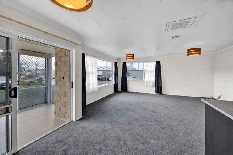 Photo of property in 52a Cutfield Street, Inglewood, 4330