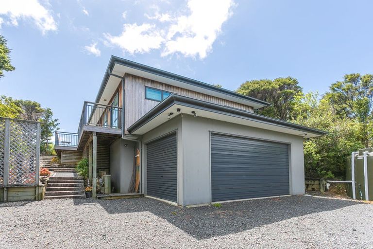 Photo of property in 986 Tuateawa Road, Waikawau, Coromandel, 3584