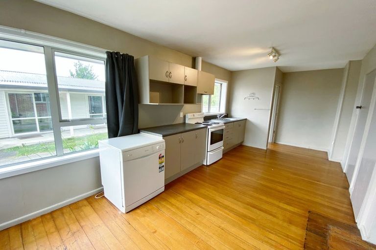 Photo of property in 9 Gladson Avenue, Sockburn, Christchurch, 8042