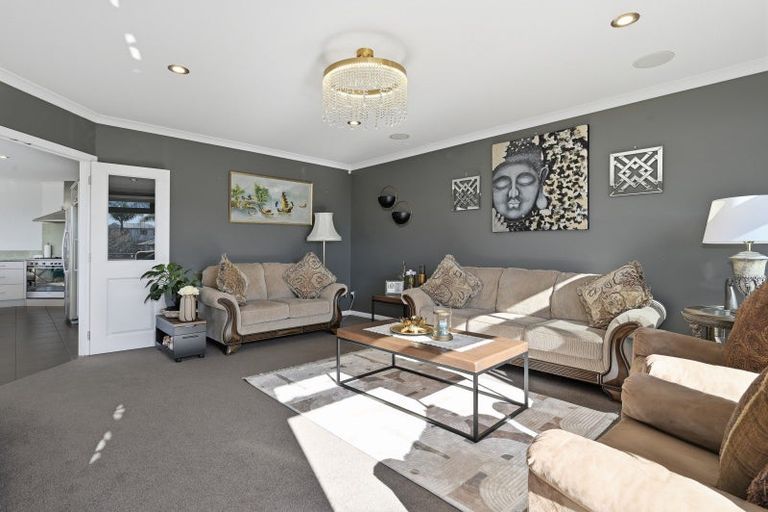 Photo of property in 2 Parnwell Place, Ohauiti, Tauranga, 3112
