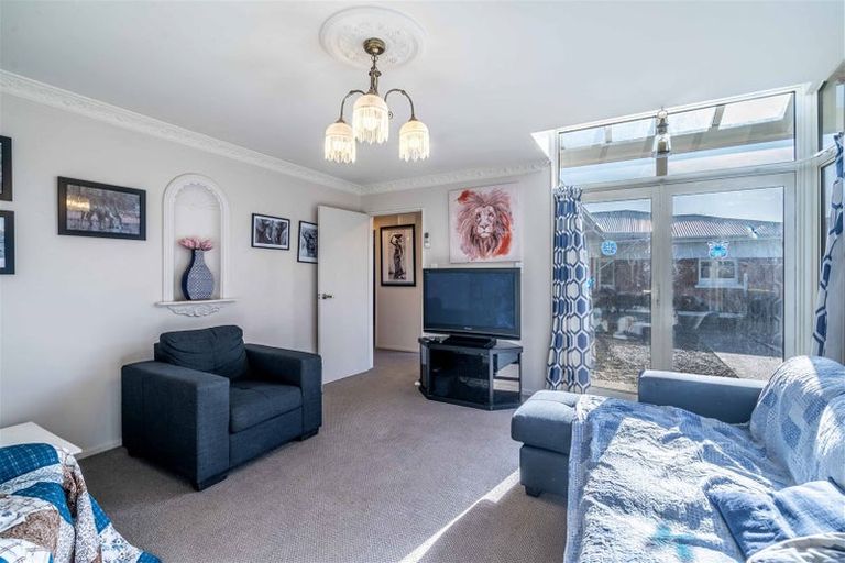 Photo of property in 17 Hardy Street, Strathern, Invercargill, 9812