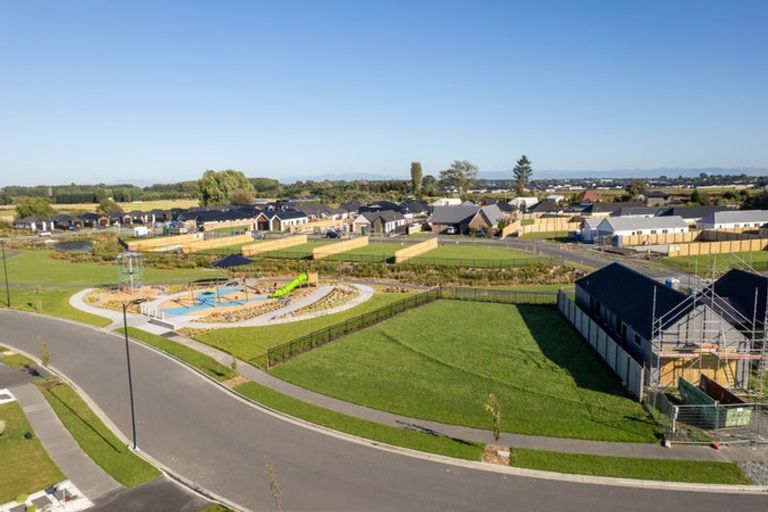 Photo of property in 21 Paradise Way, Halswell, Christchurch, 8025