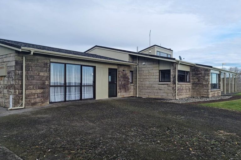 Photo of property in 142 York Road, Huirangi, New Plymouth, 4373