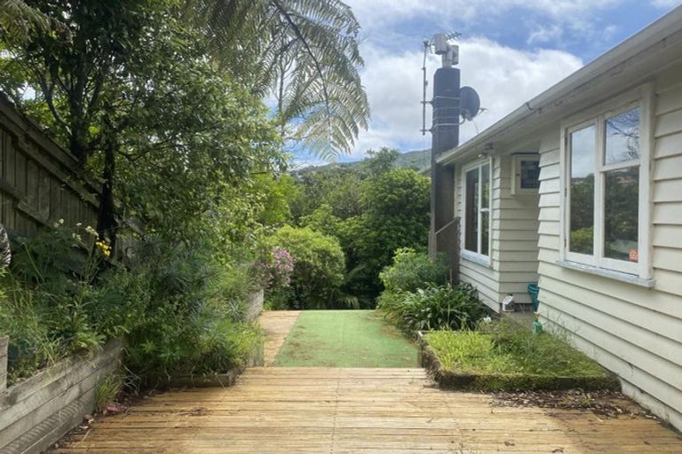 Photo of property in 86 Curtis Street, Northland, Wellington, 6012