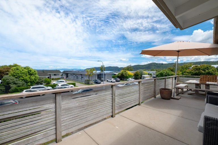 Photo of property in 11 Nisbet Terrace, Kinloch, Taupo, 3377