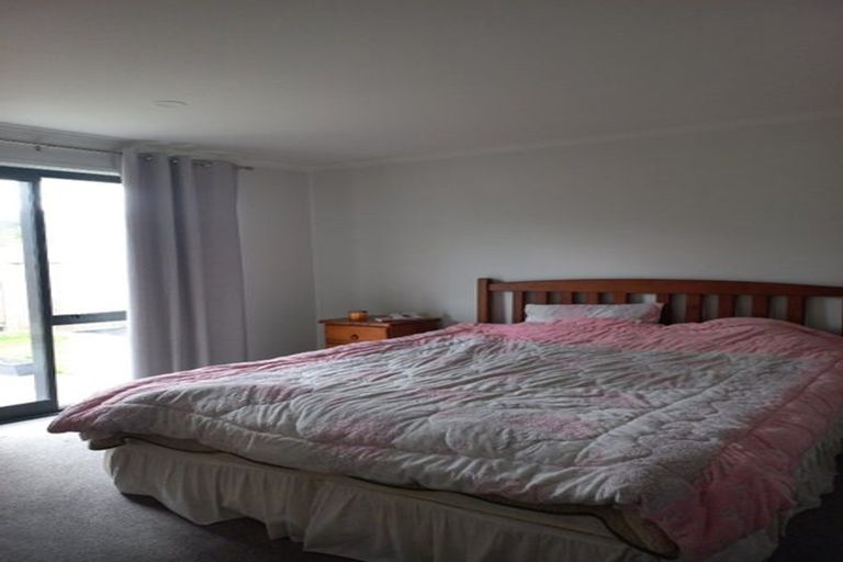 Photo of property in 78 Waituarua Drive, Takanini, Auckland, 2112