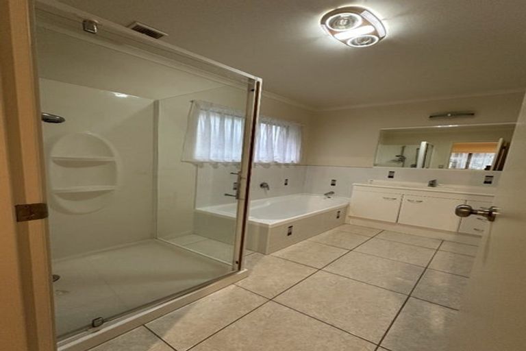 Photo of property in 13a Chevron Drive, Bellevue, Tauranga, 3110