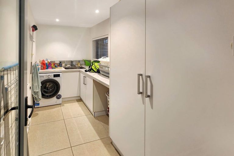 Photo of property in 29 Burns Road, Hospital Hill, Napier, 4110