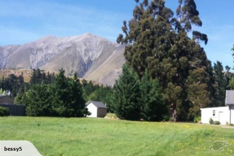 Photo of property in 11 Hart Place, Lake Coleridge, 7572