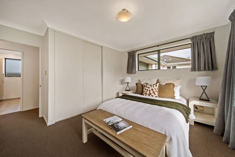 Photo of property in 14a Larch Place, Casebrook, Christchurch, 8051