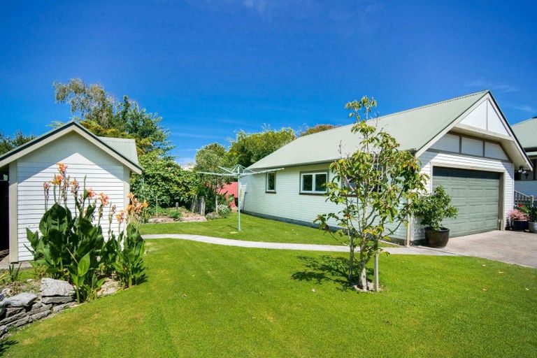 Photo of property in 145 Russell Street, Westport, 7825